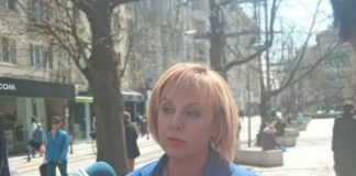 Манолова към депутатите: Заемете се с дневния ред на хората, а не с партийните си интереси